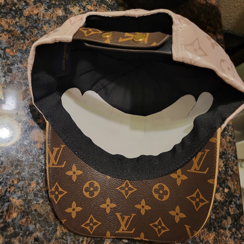 Louis Vuitton Pink and Black Monogram Cap - Picture 8 of 11